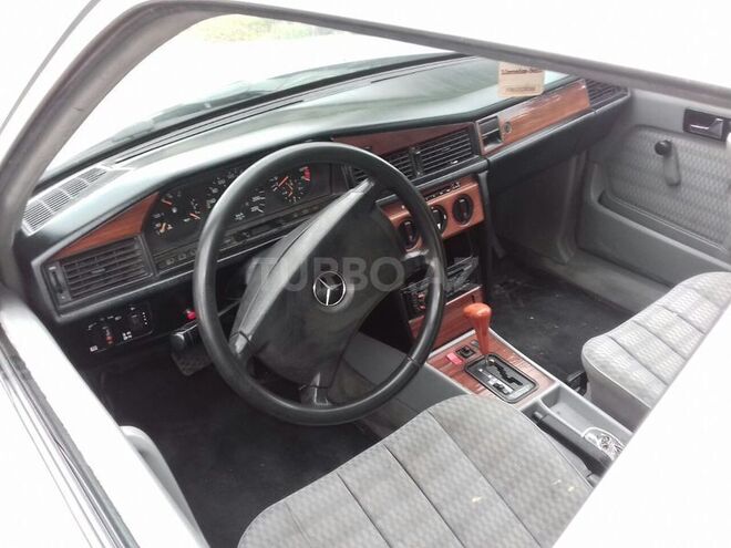 Mercedes 190 1991, 250,000 km - 2.0 l - Bakı