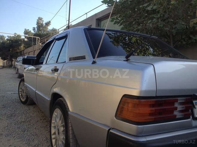 Mercedes 190 1991, 235,000 km - 1.8 l - Bakı