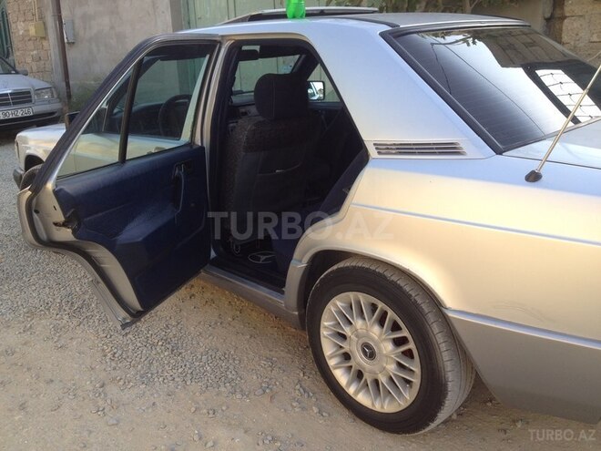 Mercedes 190 1991, 235,000 km - 1.8 l - Bakı