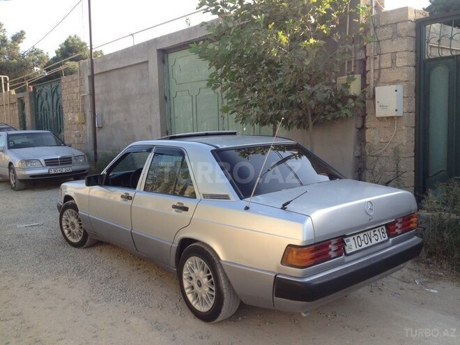 Mercedes 190 1991, 235,000 km - 1.8 l - Bakı