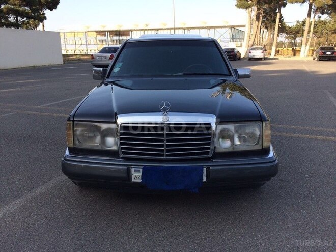 Mercedes E 260 1990, 289,000 km - 2.6 л - Sumqayıt