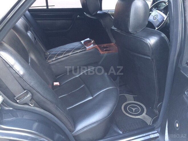 Mercedes E 260 1990, 289,000 km - 2.6 л - Sumqayıt