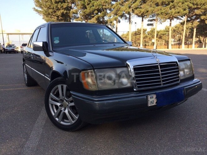Mercedes E 260 1990, 289,000 km - 2.6 л - Sumqayıt