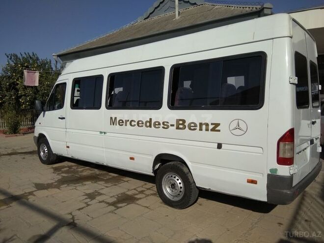 Mercedes Sprinter 311 2000, 314,000 km - 2.0 л - Şirvan