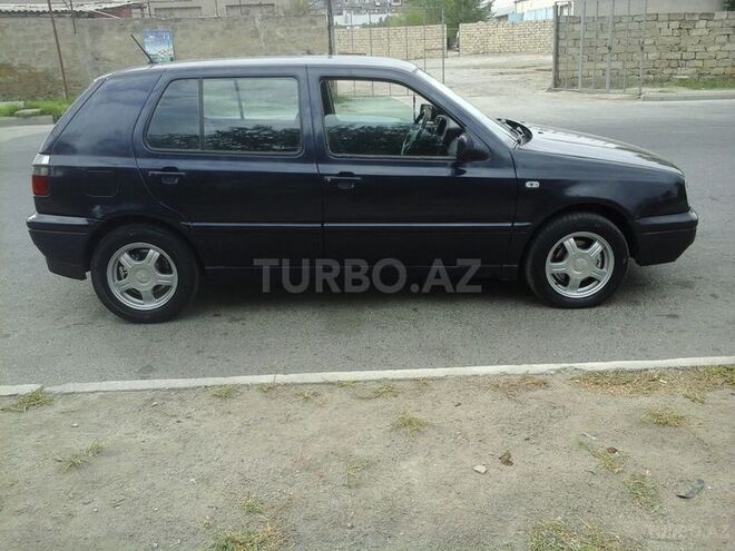 Volkswagen Golf 1998, 300,000 km - 2.0 л - Sumqayıt