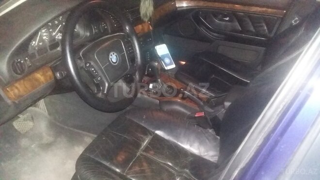 BMW 523 1997, 125,677 km - 2.3 l - Bakı