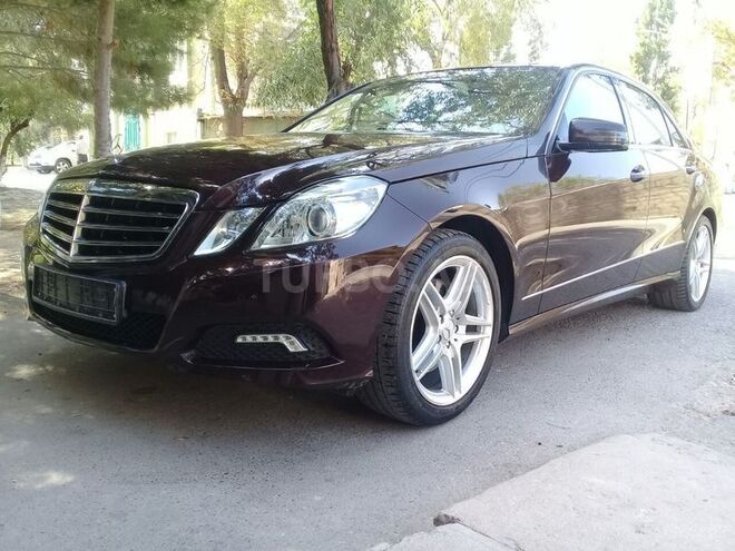 Mercedes E 300 2009, 47,000 km - 3.0 л - Sumqayıt