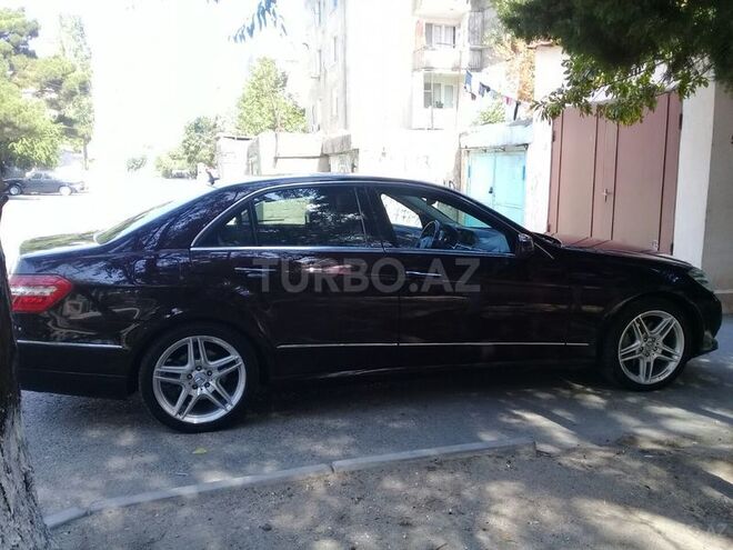 Mercedes E 300 2009, 47,000 km - 3.0 л - Sumqayıt
