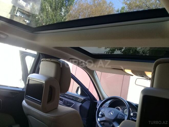Mercedes E 300 2009, 47,000 km - 3.0 л - Sumqayıt