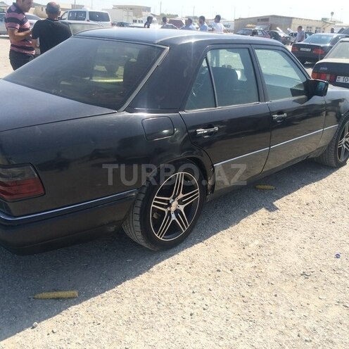 Mercedes E 300 1994, 0 km - 3.0 л - Bakı