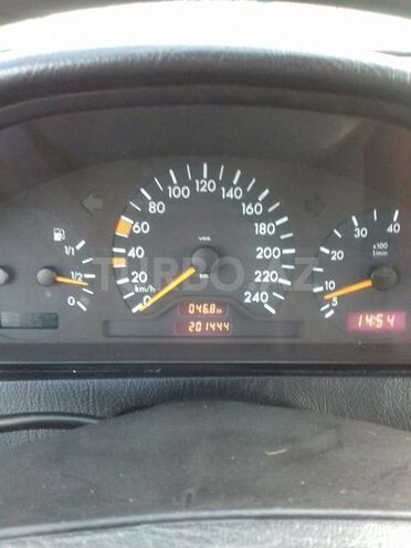 Mercedes C 180 1999, 201,444 km - 1.8 l - Bakı