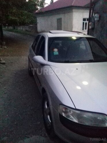 Opel Vectra 1997, 44,444 km - 2.0 l - Qax