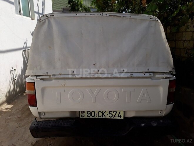 Toyota Hilux 1998, 320,000 km - 2.5 л - Bakı