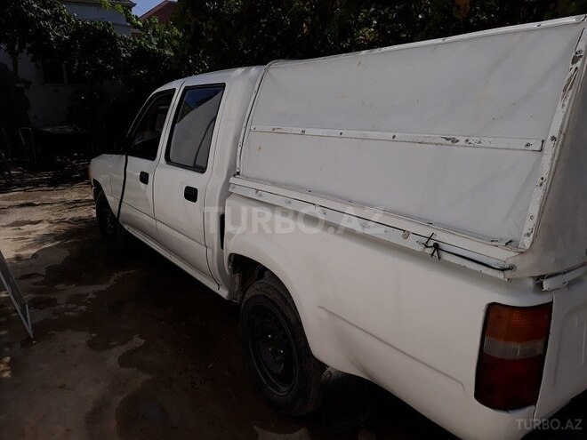 Toyota Hilux 1998, 320,000 km - 2.5 л - Bakı