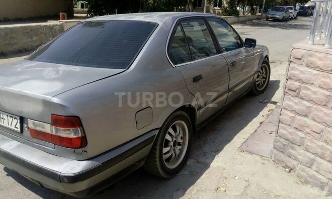 BMW 535 1988, 88,888 km - 3.5 л - Bakı