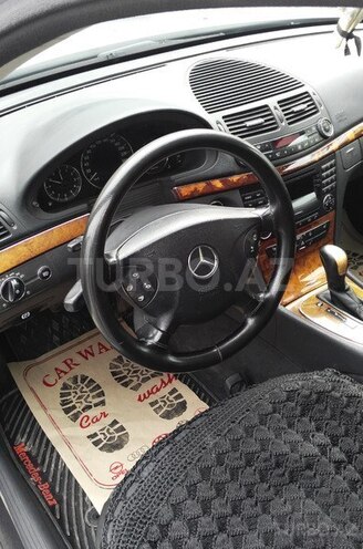 Mercedes E 220 2002, 362,000 km - 0.2 l - Sumqayıt