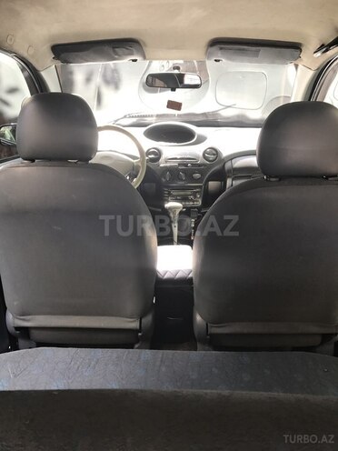 Toyota Yaris 2001, 220,000 km - 1.0 l - Bakı