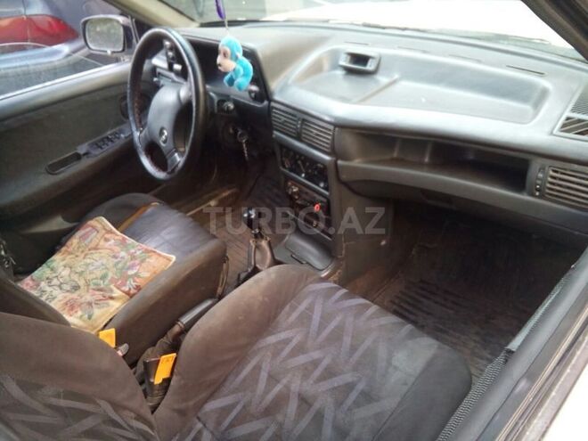 Daewoo Nexia 1997, 250,000 km - 1.5 l - Quba