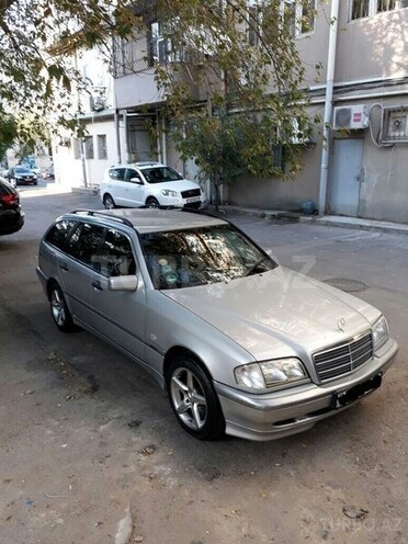 Mercedes C 180 1999, 241,000 km - 1.8 l - Bakı
