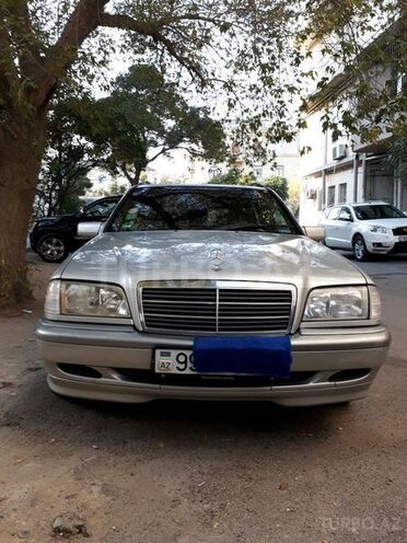 Mercedes C 180 1999, 241,000 km - 1.8 l - Bakı
