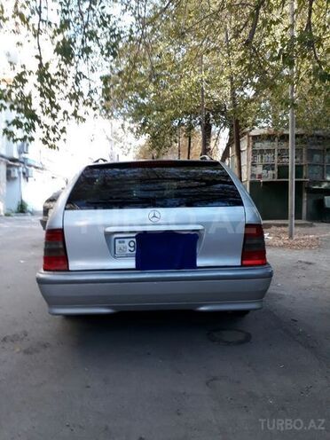 Mercedes C 180 1999, 241,000 km - 1.8 l - Bakı