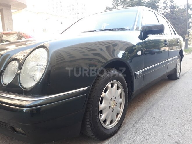 Mercedes E 230 1997, 278,000 km - 2.3 l - Bakı