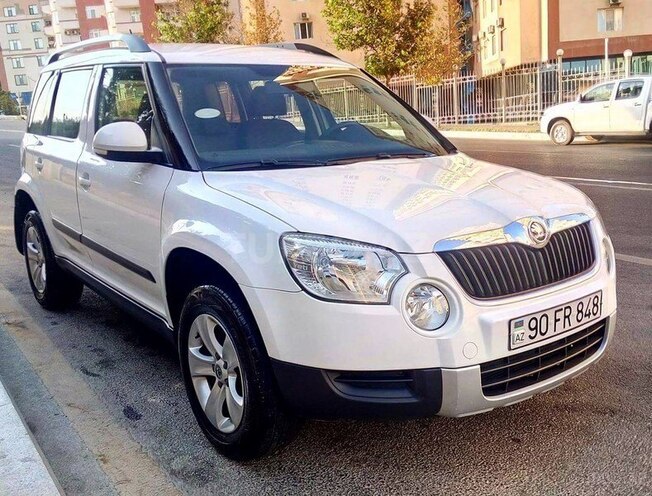 Skoda Yeti 2011, 135,000 km - 1.2 л - Bakı