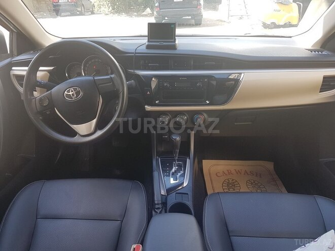 Toyota Corolla 2014, 56,200 km - 1.6 l - Bakı
