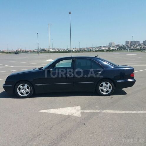 Mercedes E 240 2002, 143,997 km - 2.4 l - Bakı