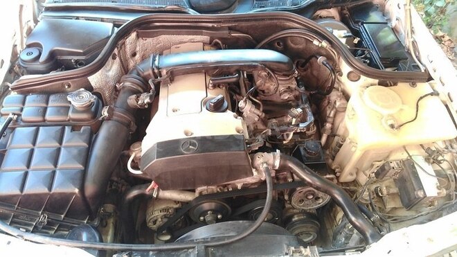 Mercedes C 230 1997, 243,000 km - 2.3 l - Bakı