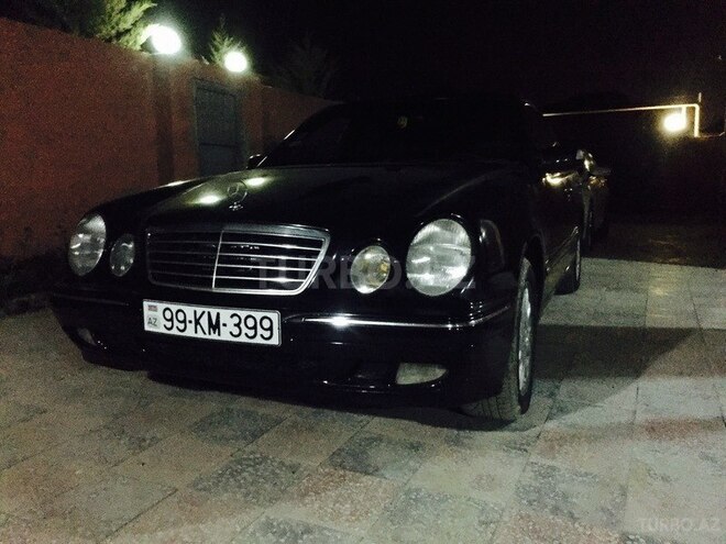 Mercedes E 240 2001, 186,000 km - 2.4 l - Bakı