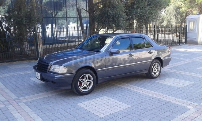 Mercedes C 220 1996, 173,000 km - 2.2 л - Sumqayıt