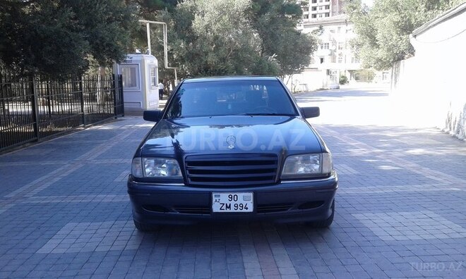 Mercedes C 220 1996, 173,000 km - 2.2 л - Sumqayıt