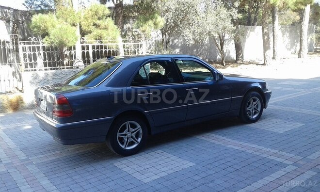 Mercedes C 220 1996, 173,000 km - 2.2 л - Sumqayıt