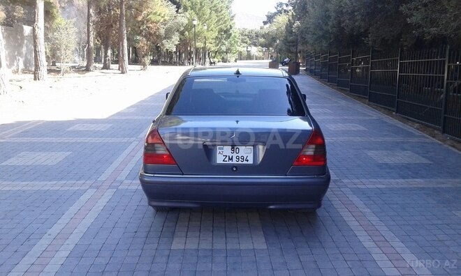 Mercedes C 220 1996, 173,000 km - 2.2 л - Sumqayıt