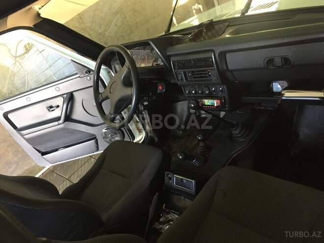 LADA (VAZ) Niva 2011, 110,000 km - 1.7 l - Şabran