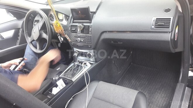Mercedes C 220 2008, 245,000 km - 2.2 l - Bakı