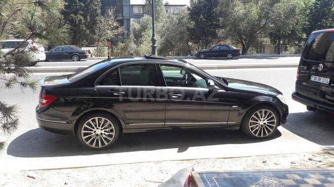 Mercedes C 220 2008, 245,000 km - 2.2 l - Bakı