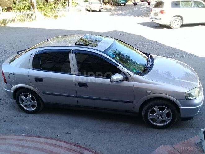 Opel Astra 1999, 180,000 km - 1.6 л - Qəbələ