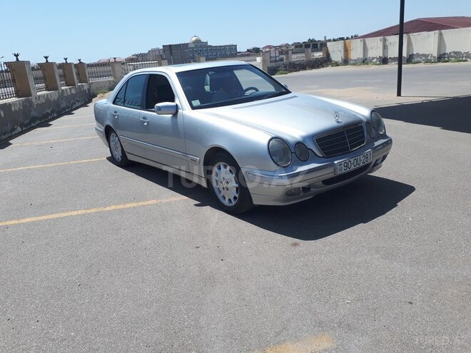 Mercedes E 280 2000, 180,116 km - 2.8 л - Bakı