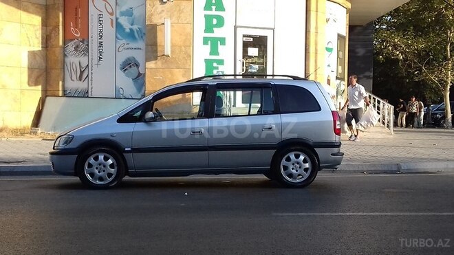 Opel Zafira 2004, 350,000 km - 2.2 л - Bakı