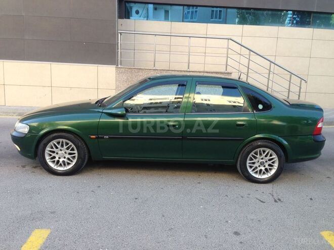 Opel Vectra 1997, 325,000 km - 2.0 l - Sumqayıt