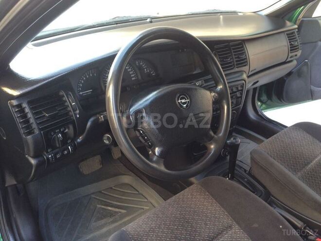 Opel Vectra 1997, 325,000 km - 2.0 l - Sumqayıt