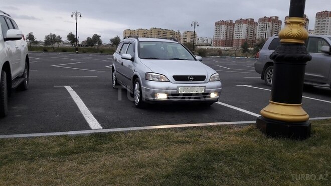 Opel Astra 1999, 215,000 km - 2.0 l - Bakı