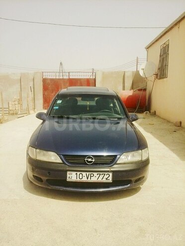 Opel Vectra 1996, 200,000 km - 1.6 l - Bakı