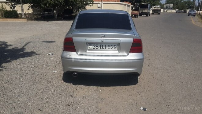 Opel Vectra 1999, 288,000 km - 1.6 l - Qazax