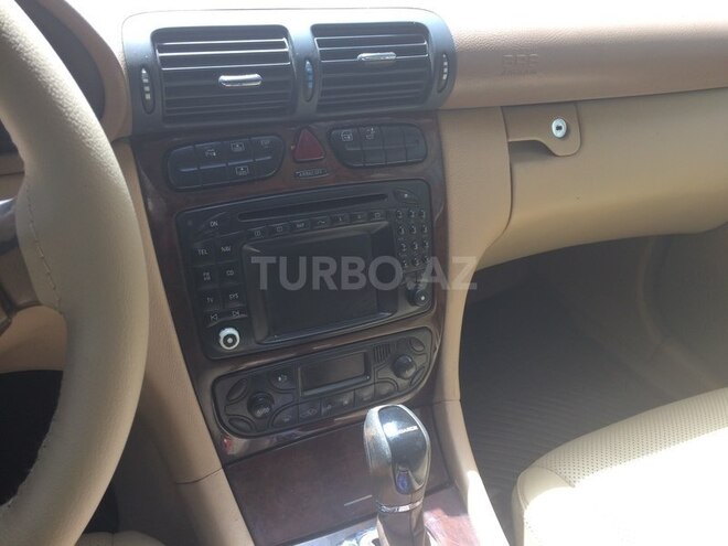 Mercedes C 200 2000, 245,000 km - 2.0 l - Bakı