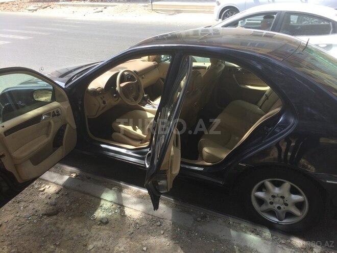 Mercedes C 200 2000, 245,000 km - 2.0 l - Bakı