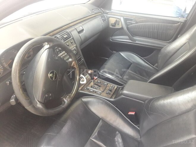 Mercedes E 320 1999, 210,000 km - 3.2 л - Bakı