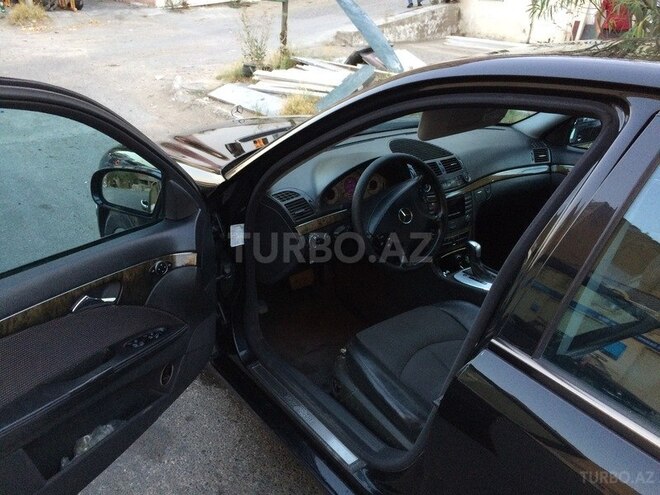 Mercedes E 270 2002, 400,000 km - 2.7 л - Bakı